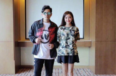 空姐吃瓜娱乐,空姐揭秘娱乐圈幕后吃瓜趣事